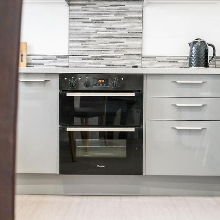 Birkdale Southport Boutique Apartment Sleeps 5 Екстер'єр фото