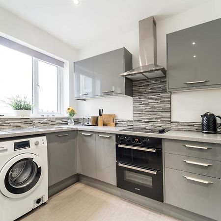 Birkdale Southport Boutique Apartment Sleeps 5 Екстер'єр фото