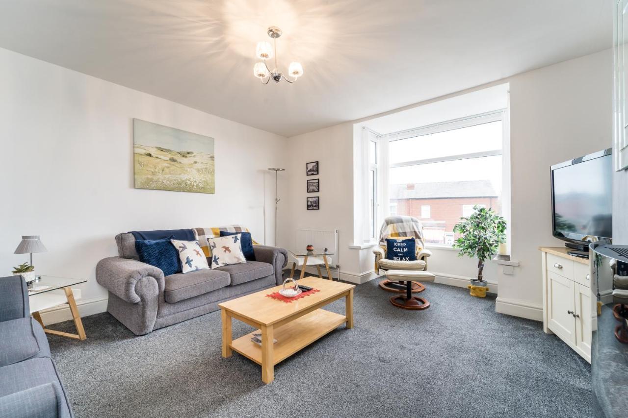 Birkdale Southport Boutique Apartment Sleeps 5 Екстер'єр фото