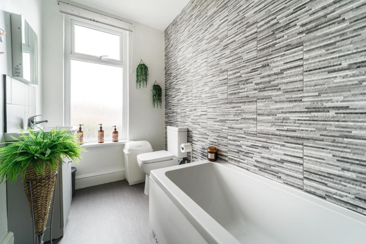 Birkdale Southport Boutique Apartment Sleeps 5 Екстер'єр фото